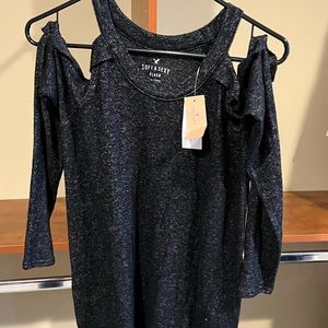 American eagle black trendy blouse, extremely soft and comfy feel, XS